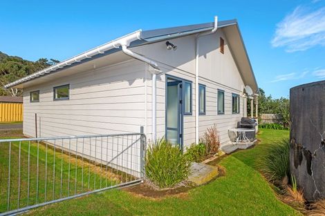 Photo of property in 13 Ratau Street, Mahia, 4198