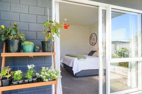 Photo of property in 13 Cherry Place, Feilding, 4702