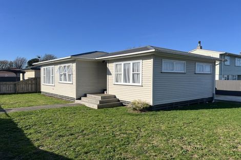 Photo of property in 34 James Street, Dannevirke, 4930