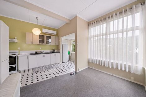 Photo of property in 39 Roy Street, Newtown, Wellington, 6021