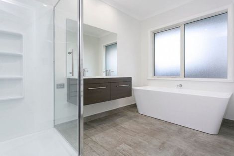 Photo of property in 8 Richards Street, Cambridge, 3434