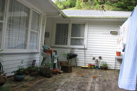 Photo of property in 26 Holmes Grove, Naenae, Lower Hutt, 5011