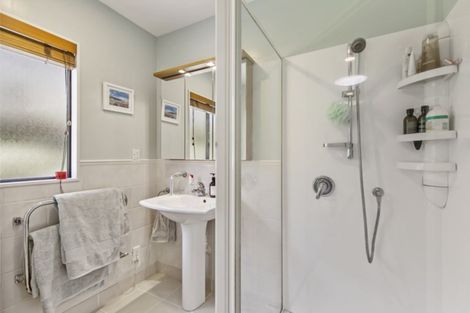 Photo of property in 4 Gybe Place, Whitby, Porirua, 5024