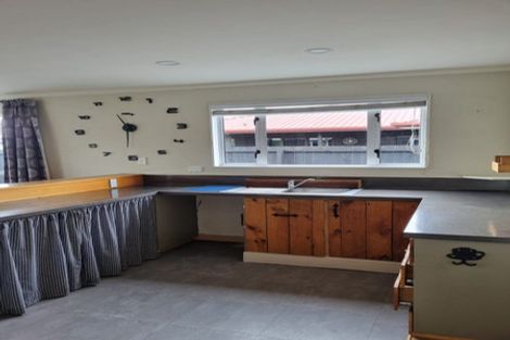 Photo of property in 22 Amberley Beach Road, Amberley, 7410