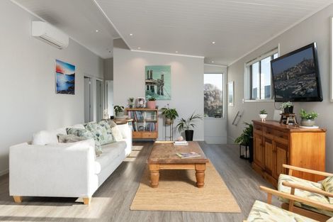 Photo of property in 912a Papamoa Beach Road, Papamoa Beach, Papamoa, 3118