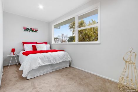 Photo of property in 20 Tairere Crescent, Rosehill, Papakura, 2113