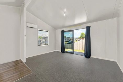 Photo of property in 37 Te Iwiheke Place, Turangi, 3334