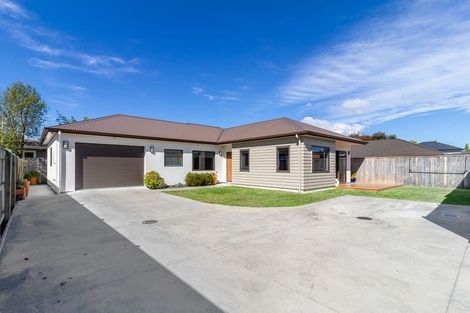 Photo of property in 61a Avondale Road, Taradale, Napier, 4112