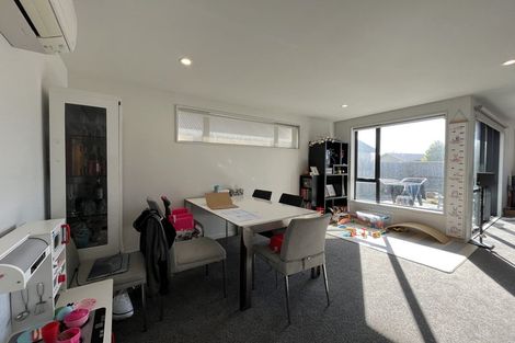 Photo of property in 11 Tangy Loch Lane, Broomfield, Christchurch, 8042