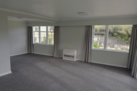 Photo of property in 98 Melbourne Road, Island Bay, Wellington, 6023