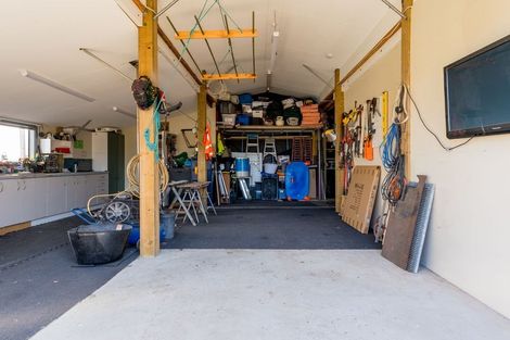 Photo of property in 27 Green Island Bush Road, Blackhead, Dunedin, 9076