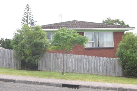 Photo of property in 2/24 Bayview Road, Bayview, Auckland, 0629
