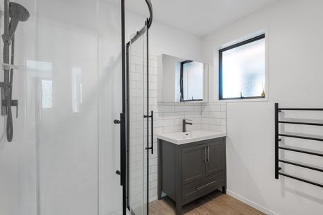 Photo of property in 33 Middleton Road, Upper Riccarton, Christchurch, 8041