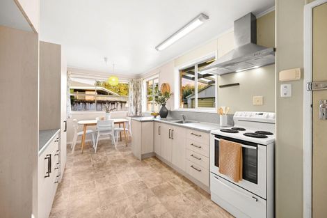 Photo of property in 102 Browning Street, Leamington, Cambridge, 3432