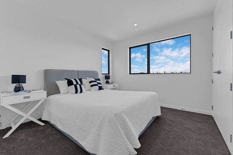 Photo of property in 2 Irwin Lane, Windsor Park, 0632