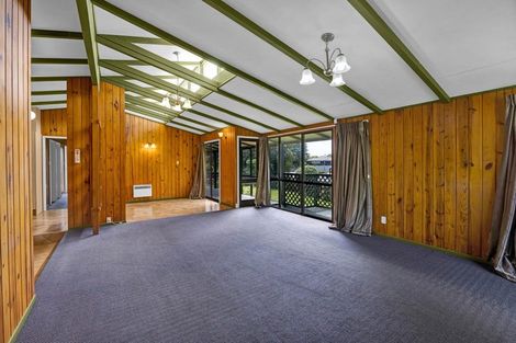 Photo of property in 4 Quin Crescent, Hawera, 4610