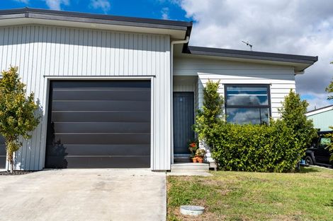 Photo of property in 31u2 Russleigh Drive, Dinsdale, Hamilton, 3204