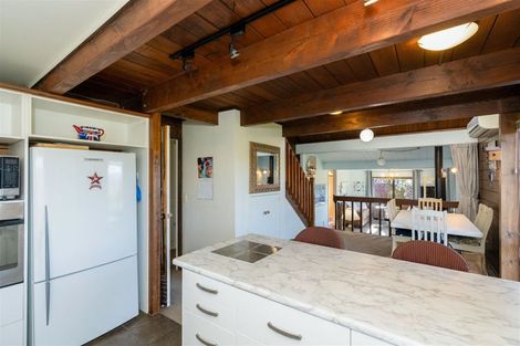 Photo of property in 12 Pohutukawa Crescent, Raumati Beach, Paraparaumu, 5032