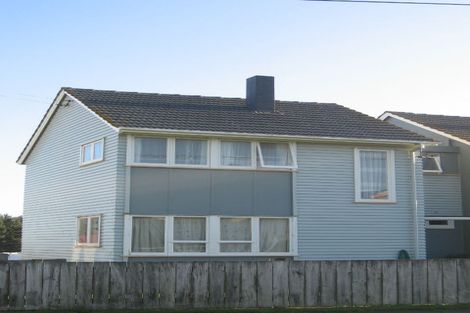 Photo of property in 17-21 Hazard Grove, Cannons Creek, Porirua, 5024