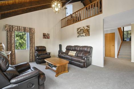 Photo of property in 18 Da Vinci Place, West Harbour, Auckland, 0618