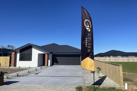 Photo of property in 72 Turuturu Road, Hawera, 4674