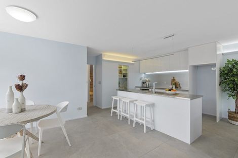 Photo of property in 64 Hewitts Road, Merivale, Christchurch, 8014