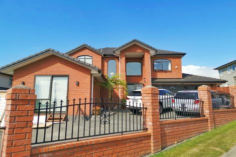 Photo of property in 20 San Prospero Crescent, Henderson, Auckland, 0612
