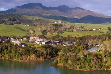 Photo of property in 25 Omahina Street, Raglan, 3225