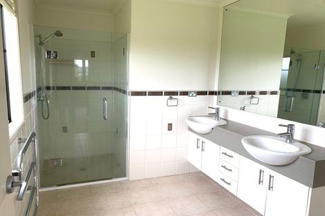 Photo of property in 28 Ockleston Landing, Hobsonville, Auckland, 0618