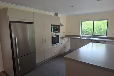 Photo of property in 8a Norfolk Drive, Cambridge, 3434