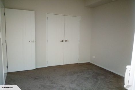Photo of property in 17 Drumbuoy Drive, Flat Bush, Auckland, 2019