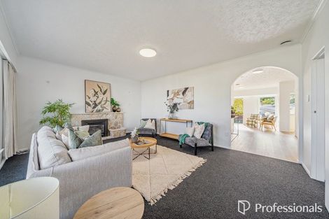 Photo of property in 19 Holly Grove, Maungaraki, Lower Hutt, 5010