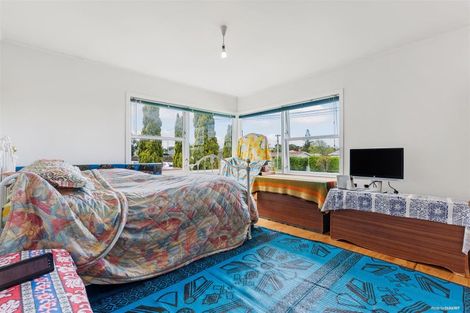Photo of property in 154 View Road, Sunnyvale, Auckland, 0612