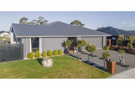Photo of property in 1 Tara Crescent, Woodend, 7610