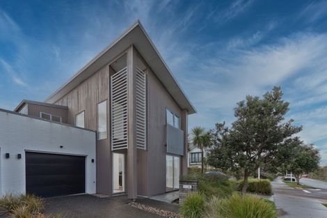 Photo of property in 30 Bomb Point Drive, Hobsonville, Auckland, 0616