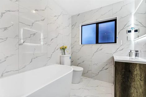 Photo of property in 147a Rathgar Road, Henderson, Auckland, 0610