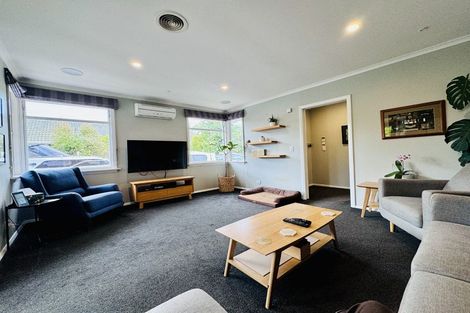 Photo of property in 21 Larch Place, Casebrook, Christchurch, 8051
