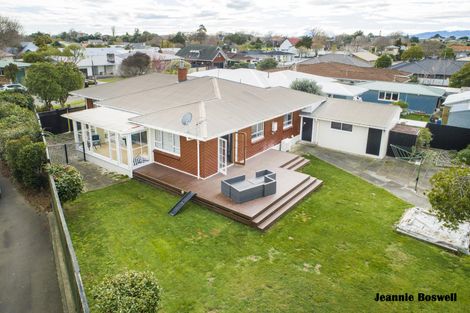 Photo of property in 45 Kentucky Way, Awapuni, Palmerston North, 4412