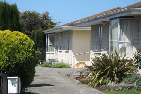 Photo of property in 12 Salford Avenue, Redwood, Christchurch, 8051