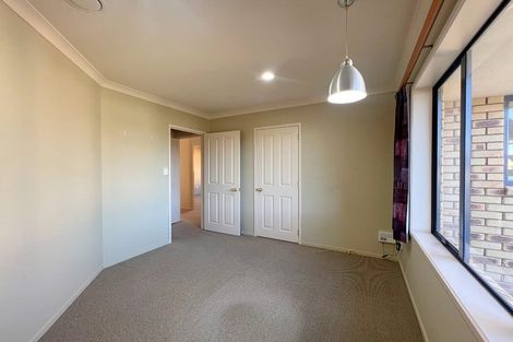 Photo of property in 63 Saint James Drive, Huntington, Hamilton, 3210