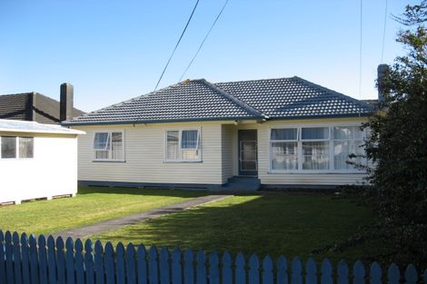 Photo of property in 35 Bull Avenue, Wainuiomata, Lower Hutt, 5014