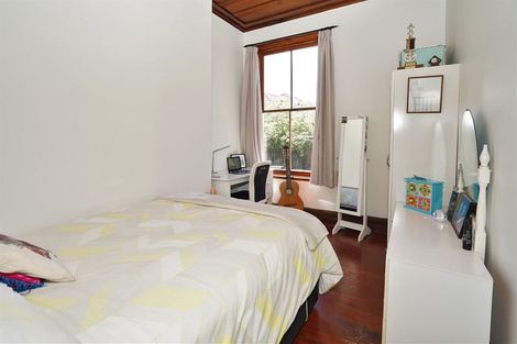 Photo of property in 126 Forest Lake Road, Forest Lake, Hamilton, 3200