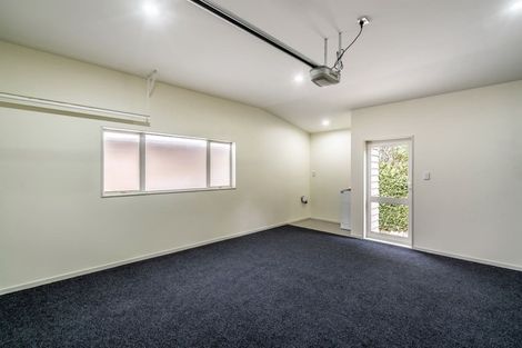 Photo of property in 46 Raleigh Road, Northcote, Auckland, 0627