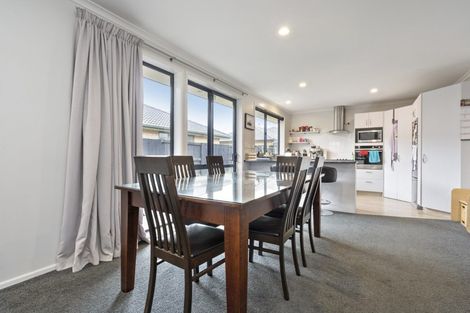 Photo of property in 12 Earlswood Avenue, Hamilton East, Hamilton, 3216