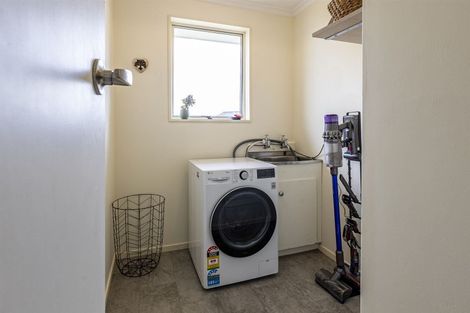 Photo of property in 8 Heatherlea Heights, Feilding, 4702