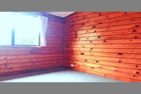 Photo of property in 49 Larnoch Road, Henderson, Auckland, 0610