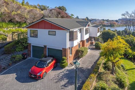 Photo of property in 3 Georgetti Road, Bastia Hill, Whanganui, 4500