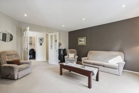 Photo of property in 14 Len Hale Place, Parklands, Christchurch, 8083