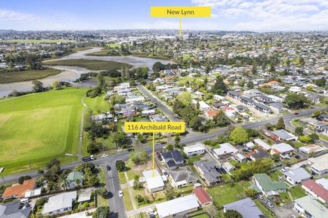 Photo of property in 116 Archibald Road, Kelston, Auckland, 0602