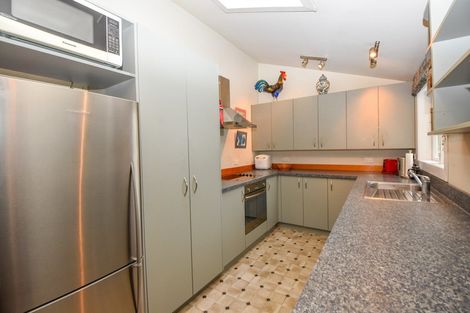 Photo of property in 60 Kuratawhiti Street, Greytown, 5712